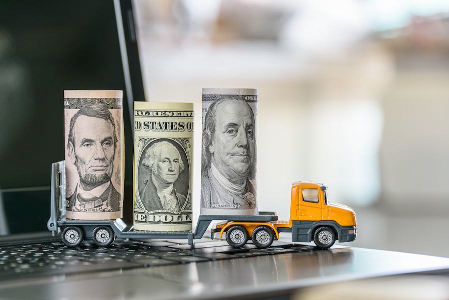 AdobeStock_moneytruck